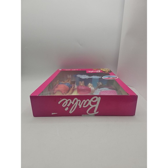 Mattel Barbie Puppy Bath Time Doll Set With Extra Outfits Box Damage - Picture 6 of 9